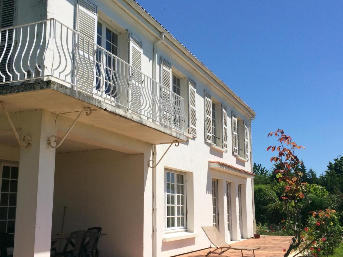 La Maison Blanche Hotel Saint-Jean-dʼAngély Eksteriør billede