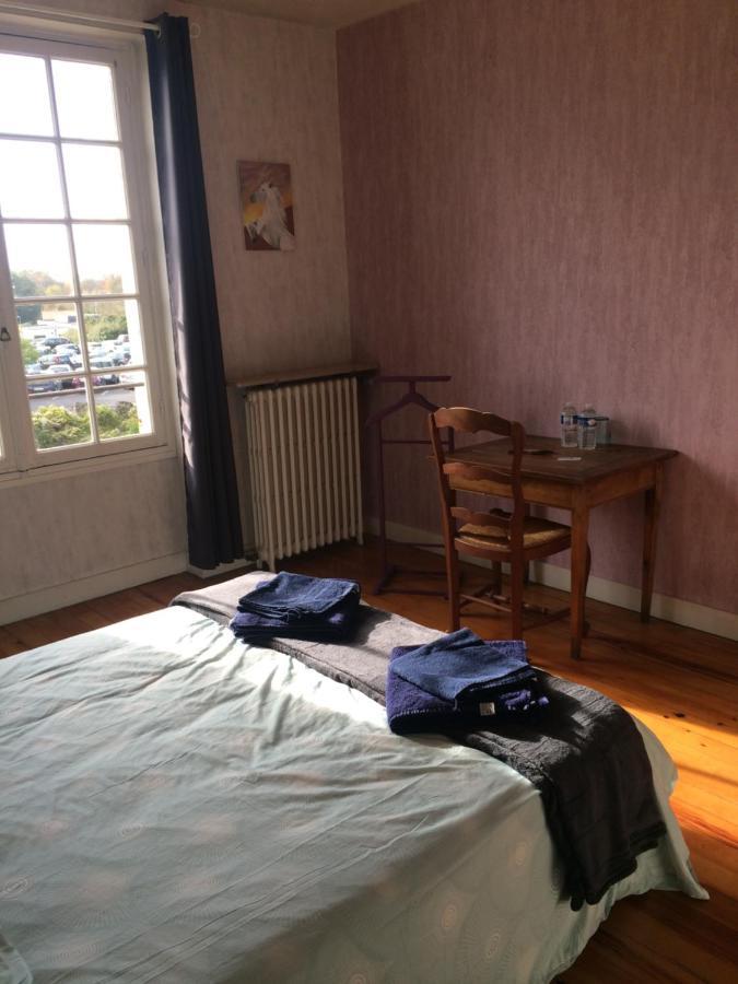 La Maison Blanche Hotel Saint-Jean-dʼAngély Eksteriør billede